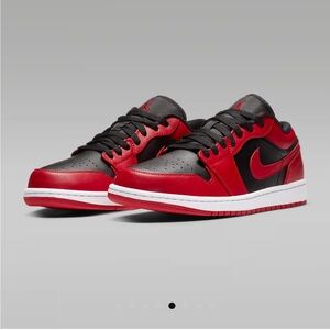 Nike Air Jordan 1 low top sneaker red black white, men’s size 8.5